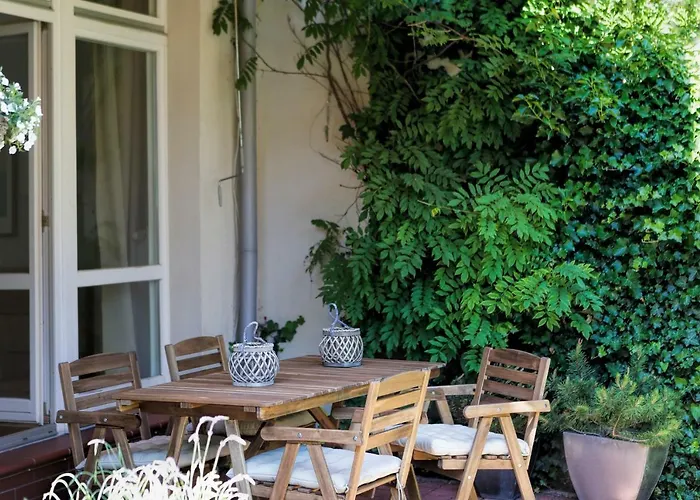 Viu Secret Garden Apartment
